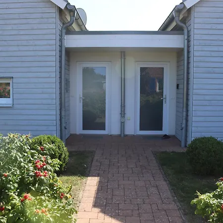 Ostseeferienhaus California * Циров