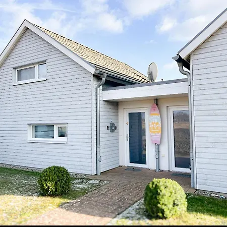 Ostseeferienhaus California * Циров